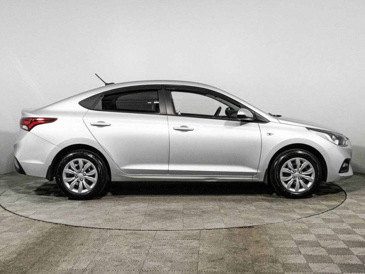 Hyundai Solaris, 2017 - фото №4