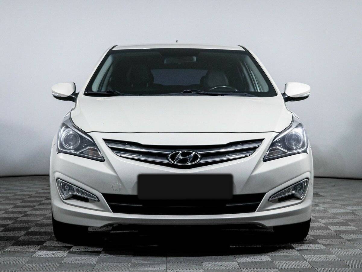 Hyundai Solaris, 2015 - фото №2