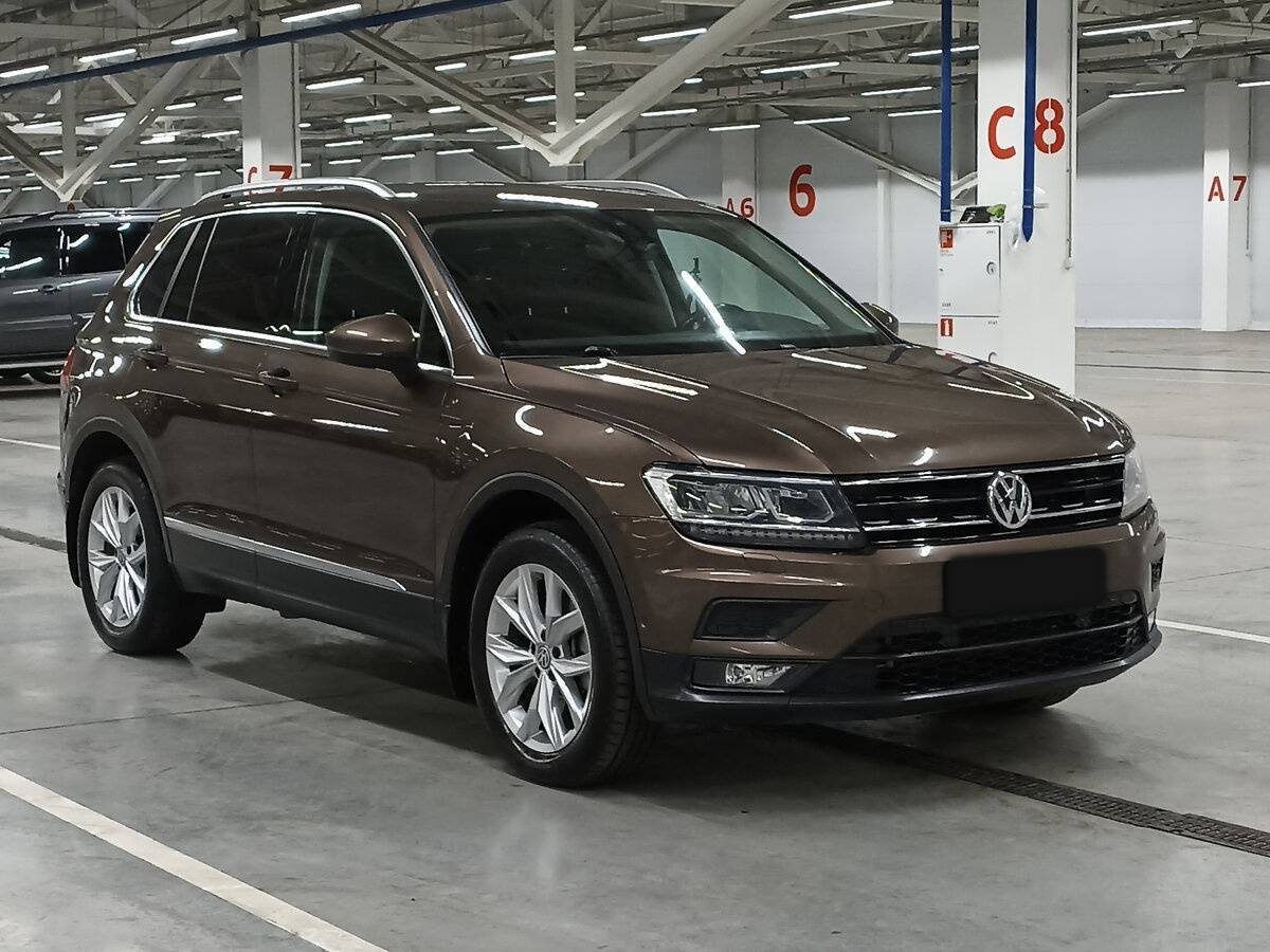 Volkswagen Tiguan, 2020 - фото №3