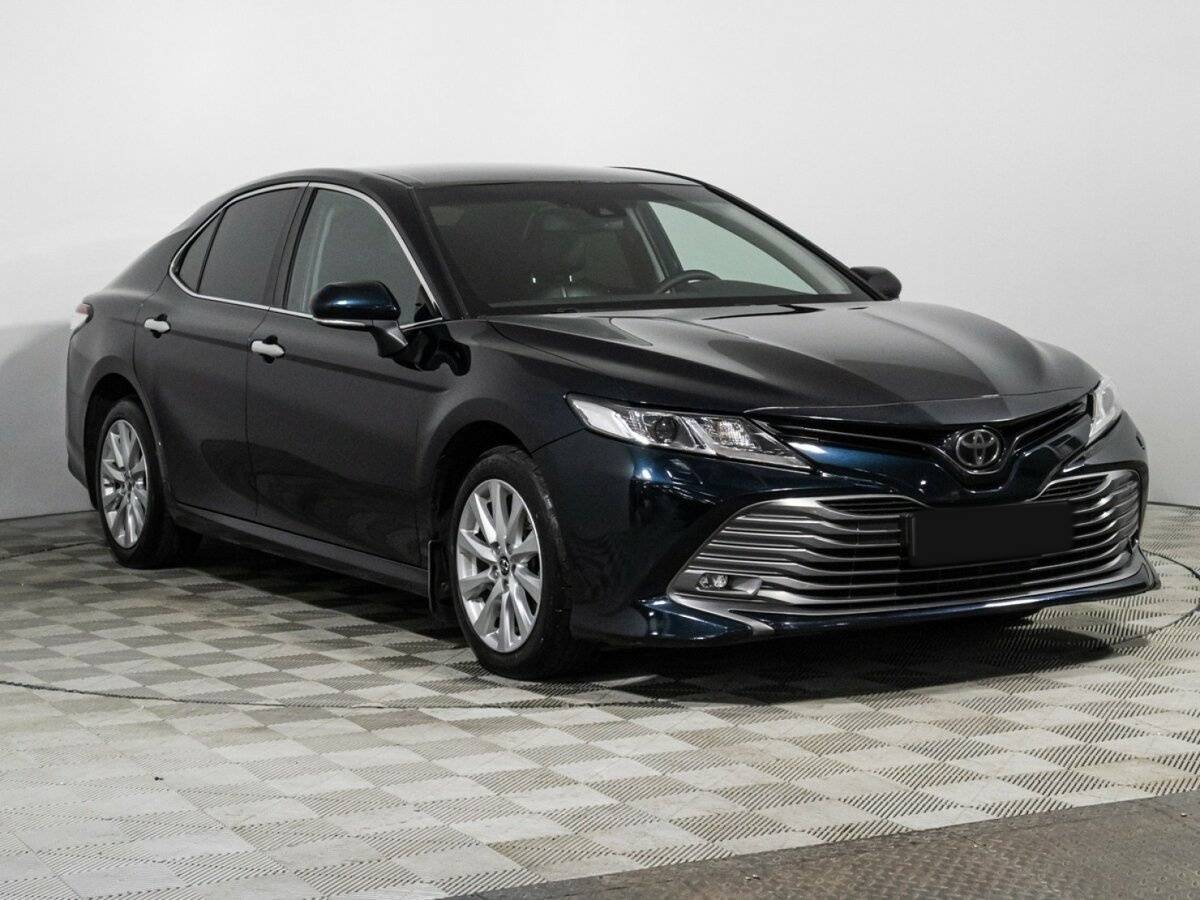 Toyota Camry, 2019 - фото №3