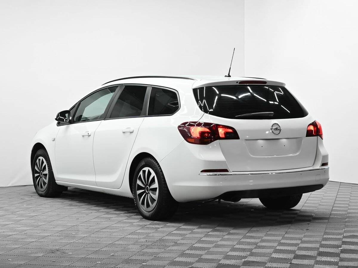 Opel Astra, 2012 - фото №3