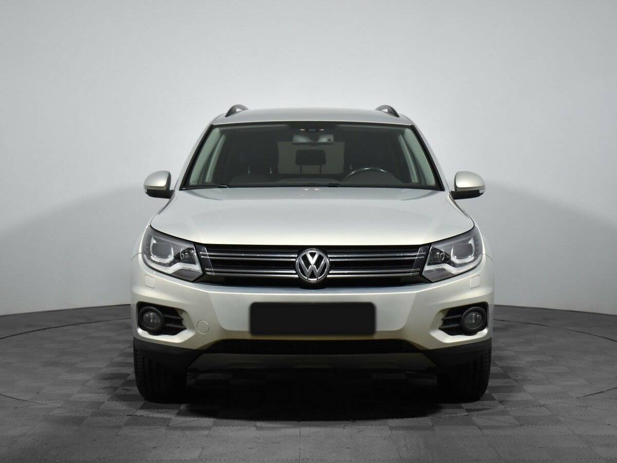 Volkswagen Tiguan, 2013 - фото №2