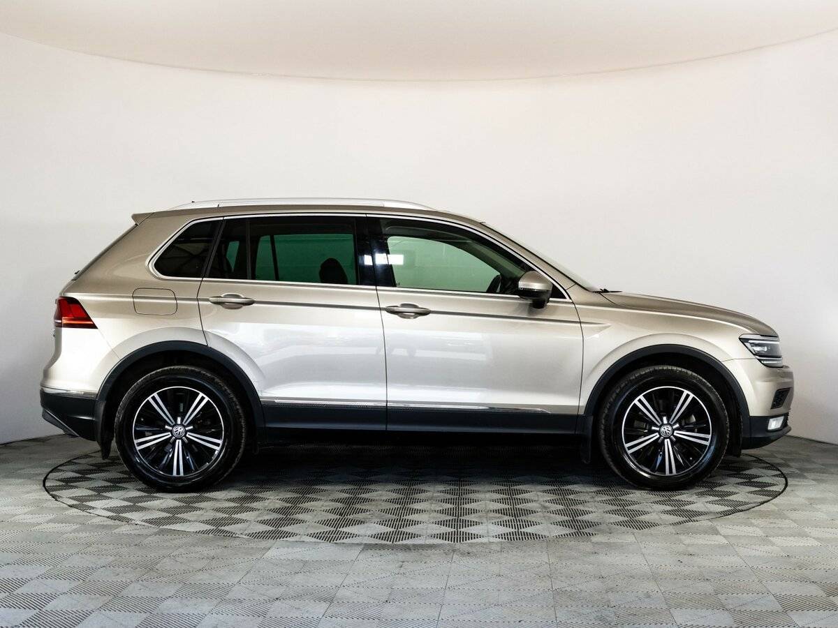 Volkswagen Tiguan, 2017 - фото №4