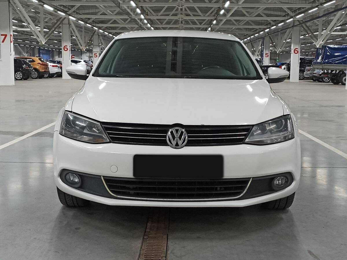 Volkswagen Jetta, 2014 - фото №2