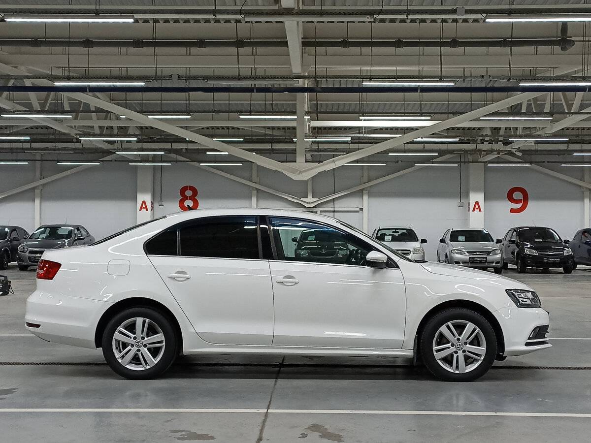 Volkswagen Jetta, 2015 - фото №4