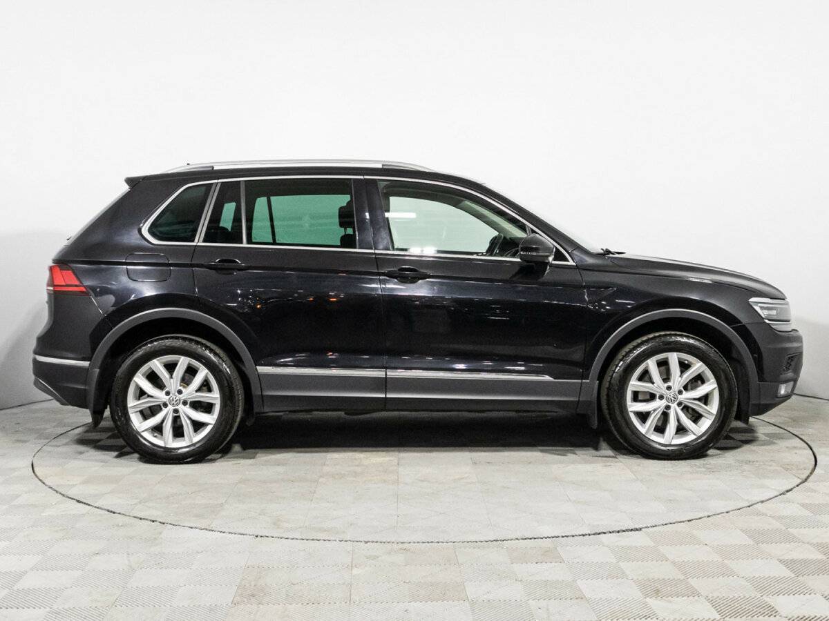 Volkswagen Tiguan, 2018 - фото №4