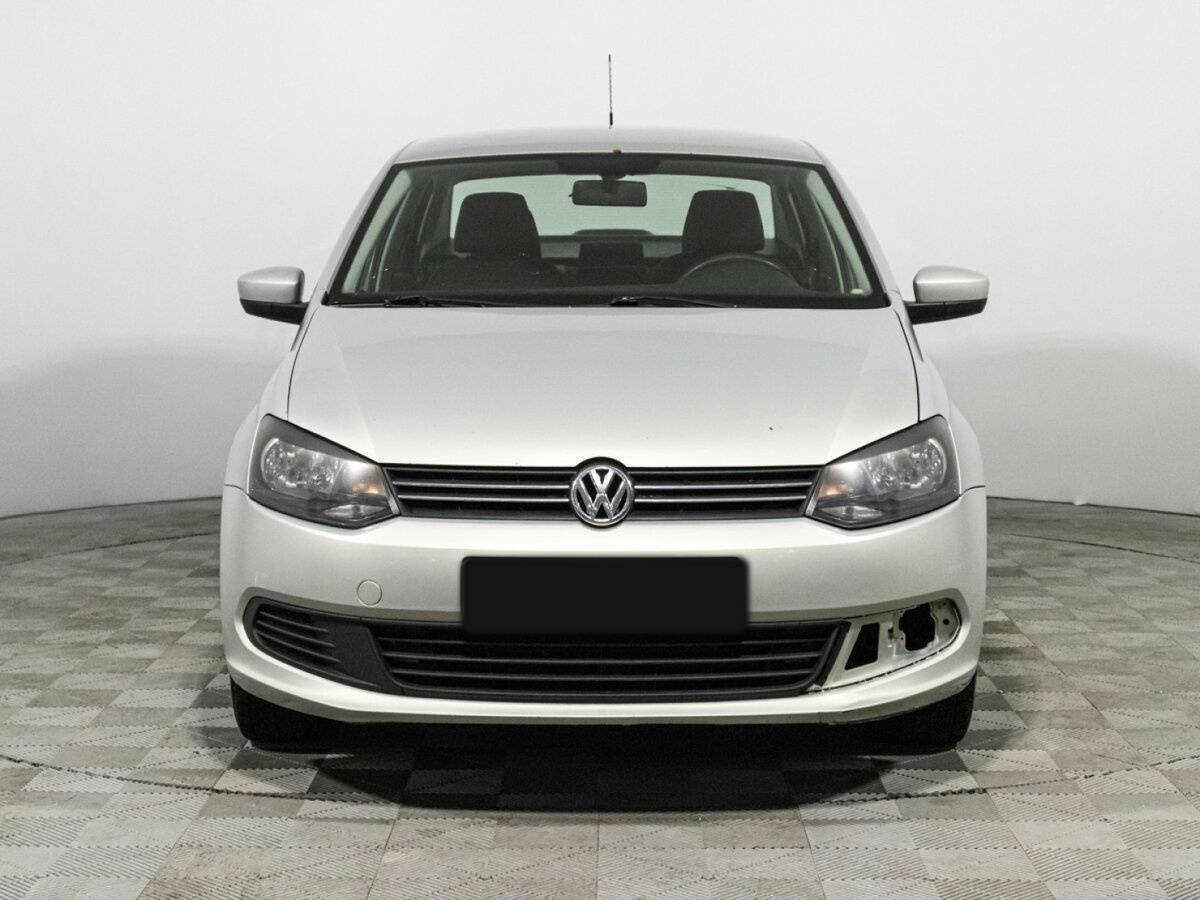 Volkswagen Polo, 2012 - фото №2
