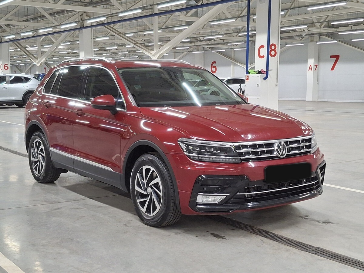 Volkswagen Tiguan II, 2018 - фото №3