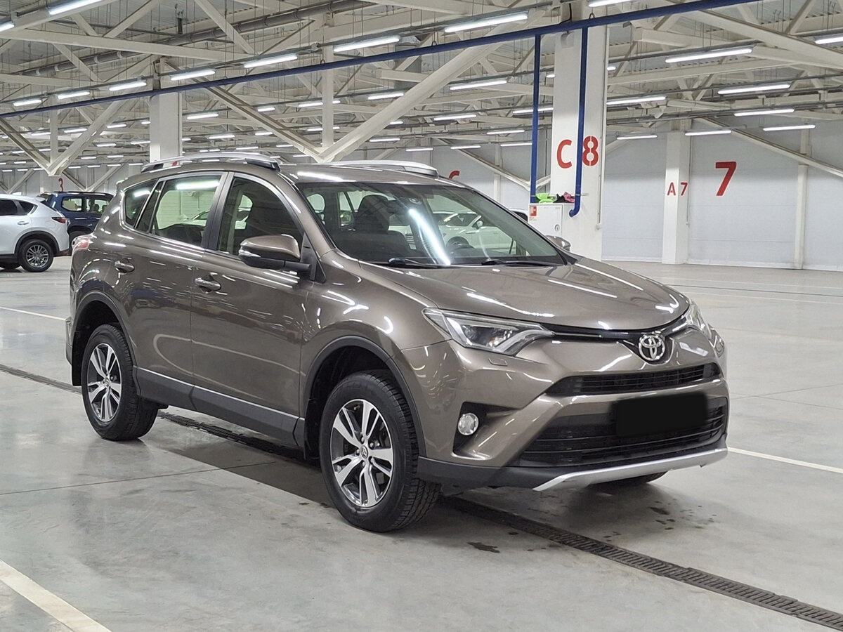 Toyota RAV4 IV (XA40) Рестайлинг, 2015 - фото №3