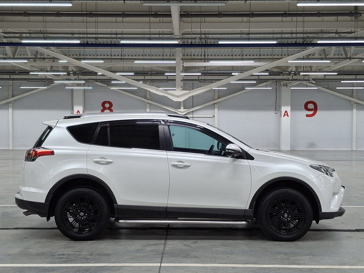 Toyota RAV4 IV (XA40) Рестайлинг, 2017 - фото №4