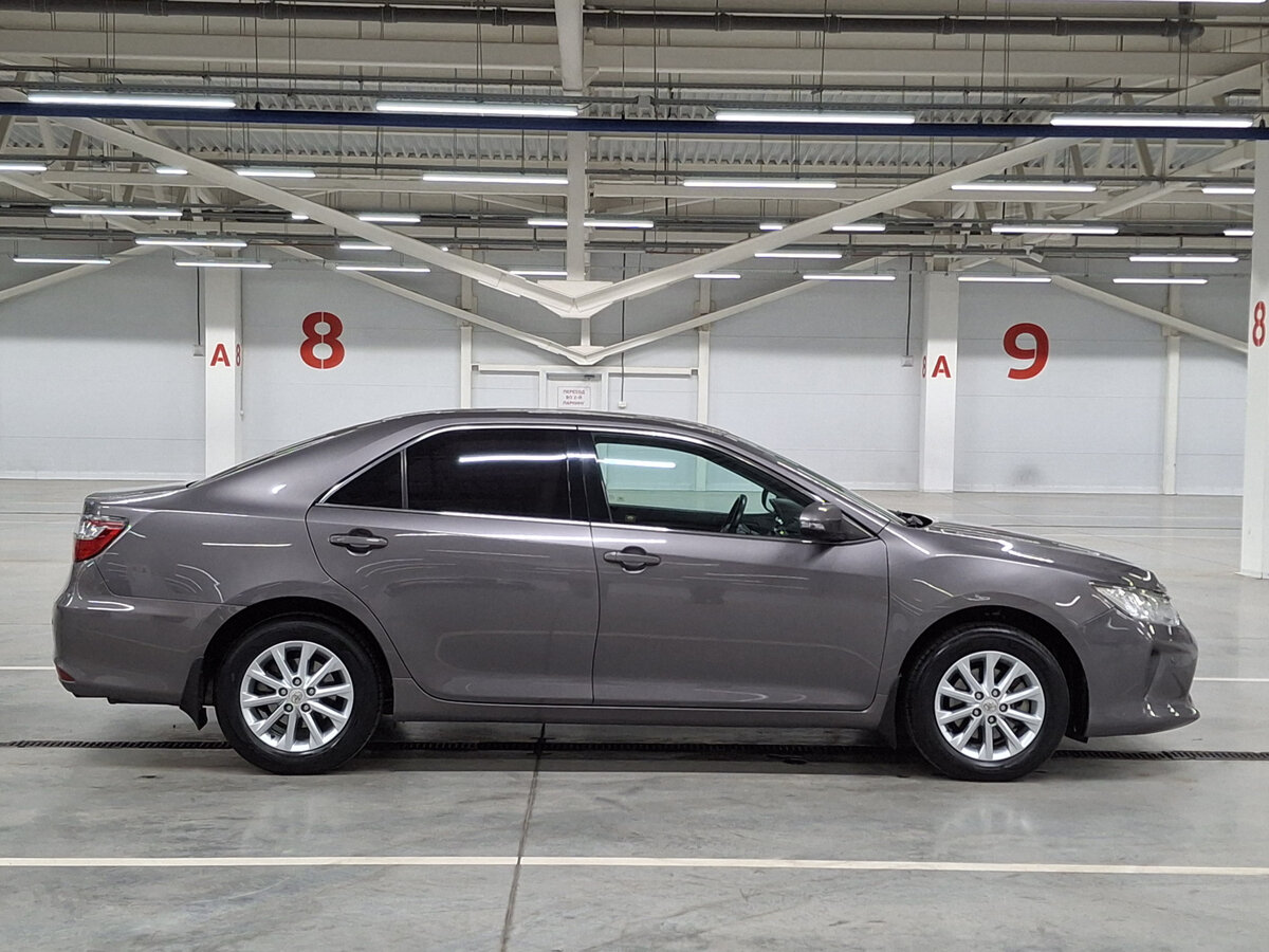 Toyota Camry VII (XV50) Рестайлинг, 2016 - фото №4