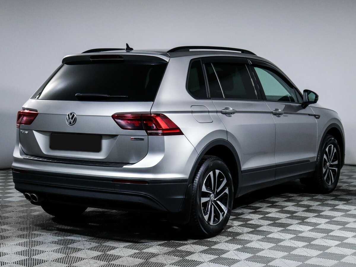 Volkswagen Tiguan II, 2020 - фото №4