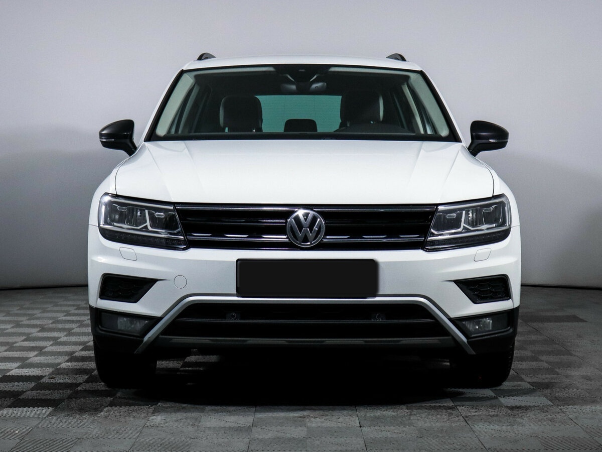 Volkswagen Tiguan II, 2020 - фото №2