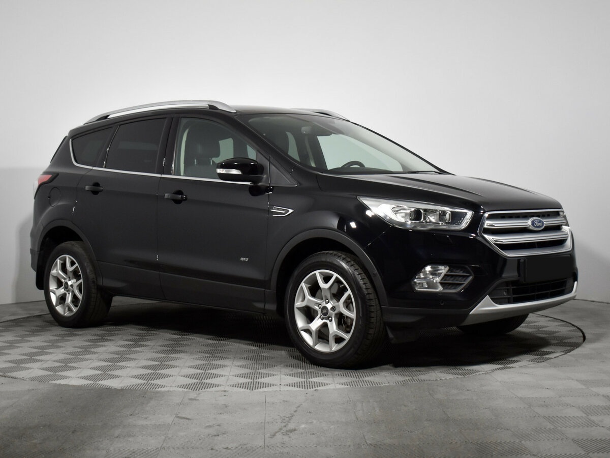 Ford Kuga II Рестайлинг, 2017 - фото №3