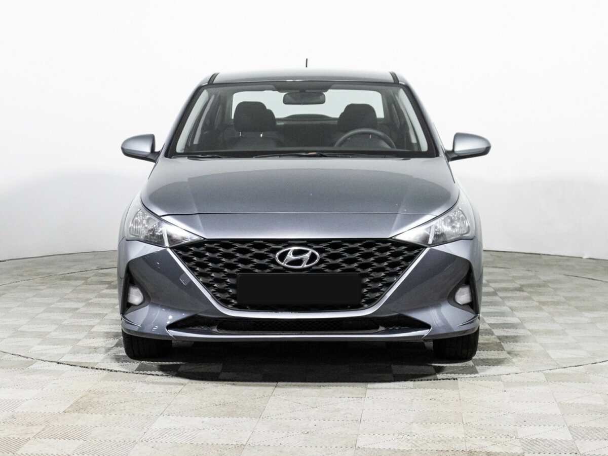 Hyundai Solaris II Рестайлинг, 2020 - фото №2