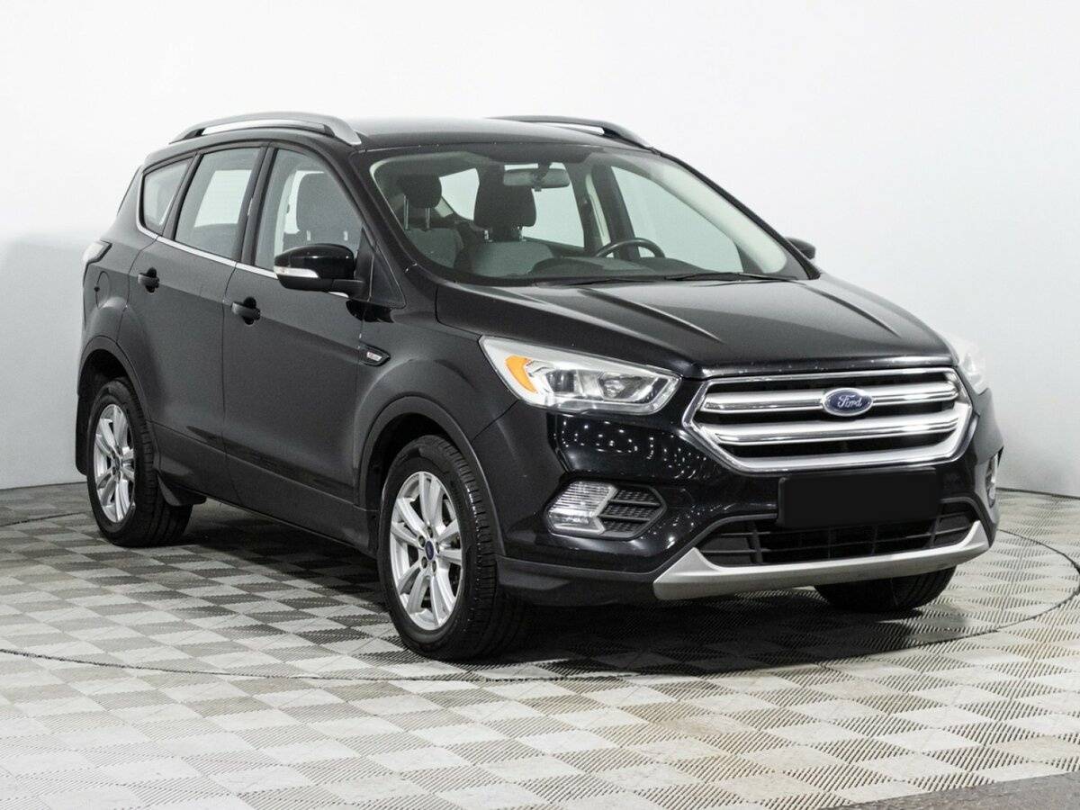 Ford Kuga II Рестайлинг, 2017 - фото №3