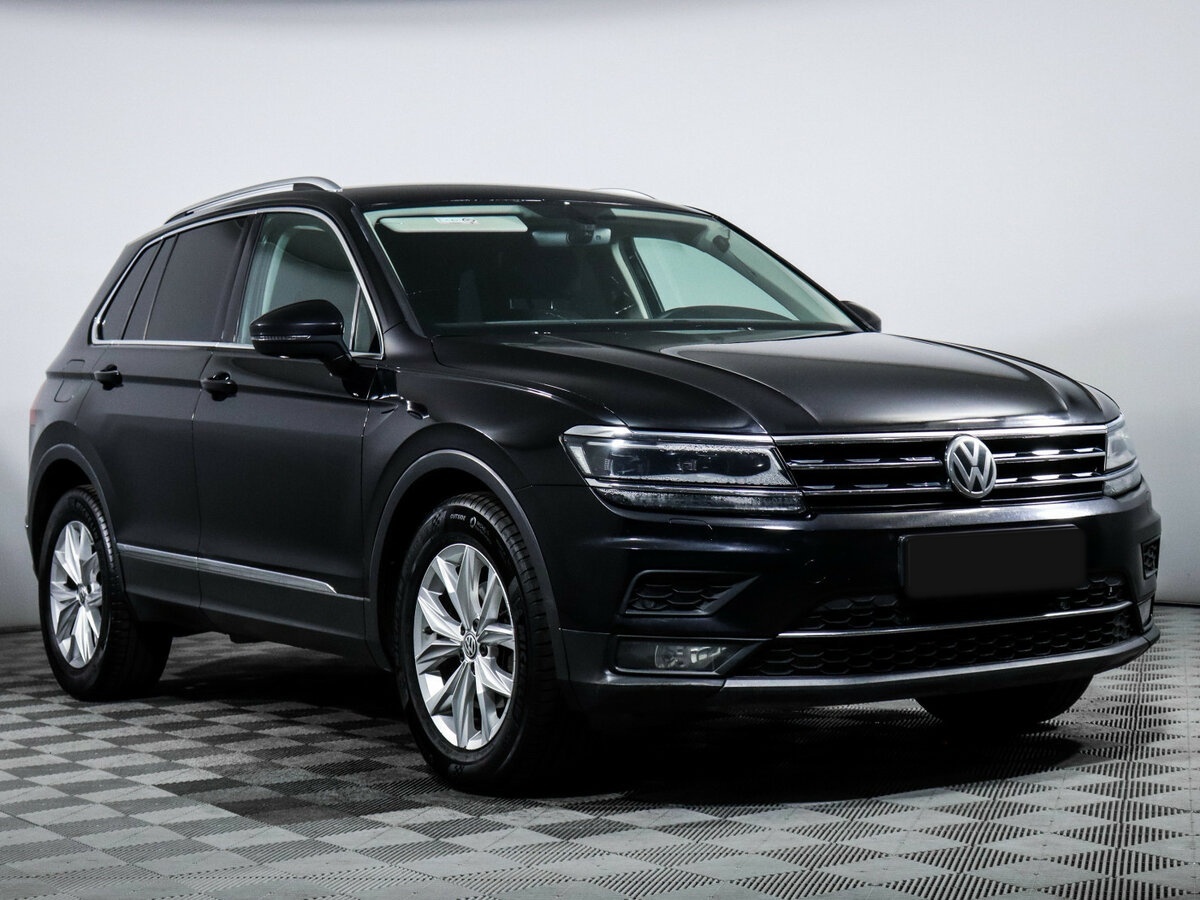 Volkswagen Tiguan II, 2018 - фото №3