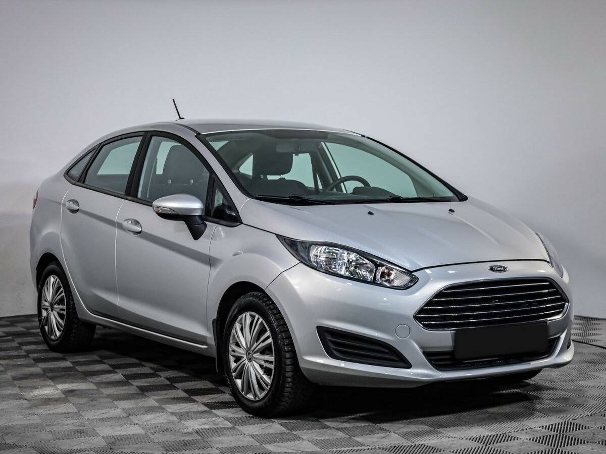 Ford Fiesta Mk6 Рестайлинг, 2016 - фото №3