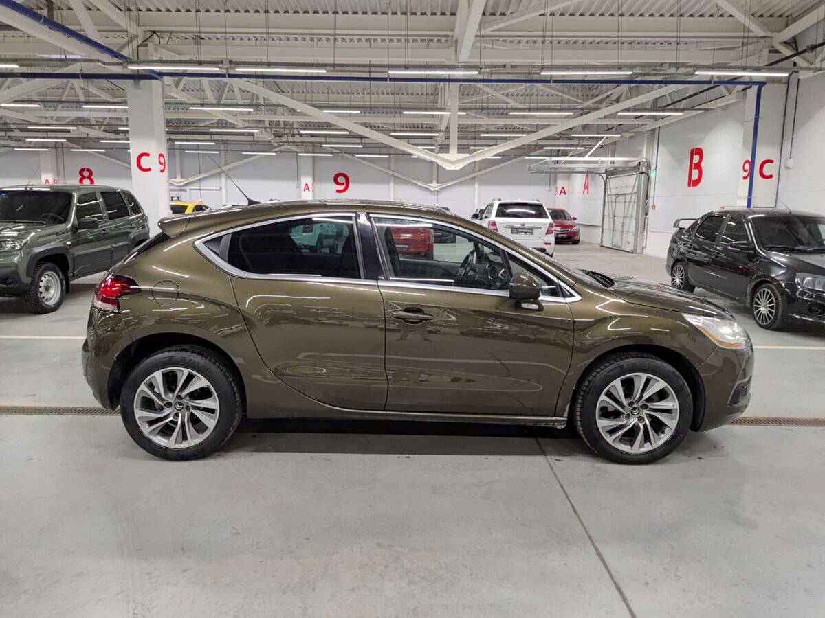 Citroen DS4, 2012 - фото №4