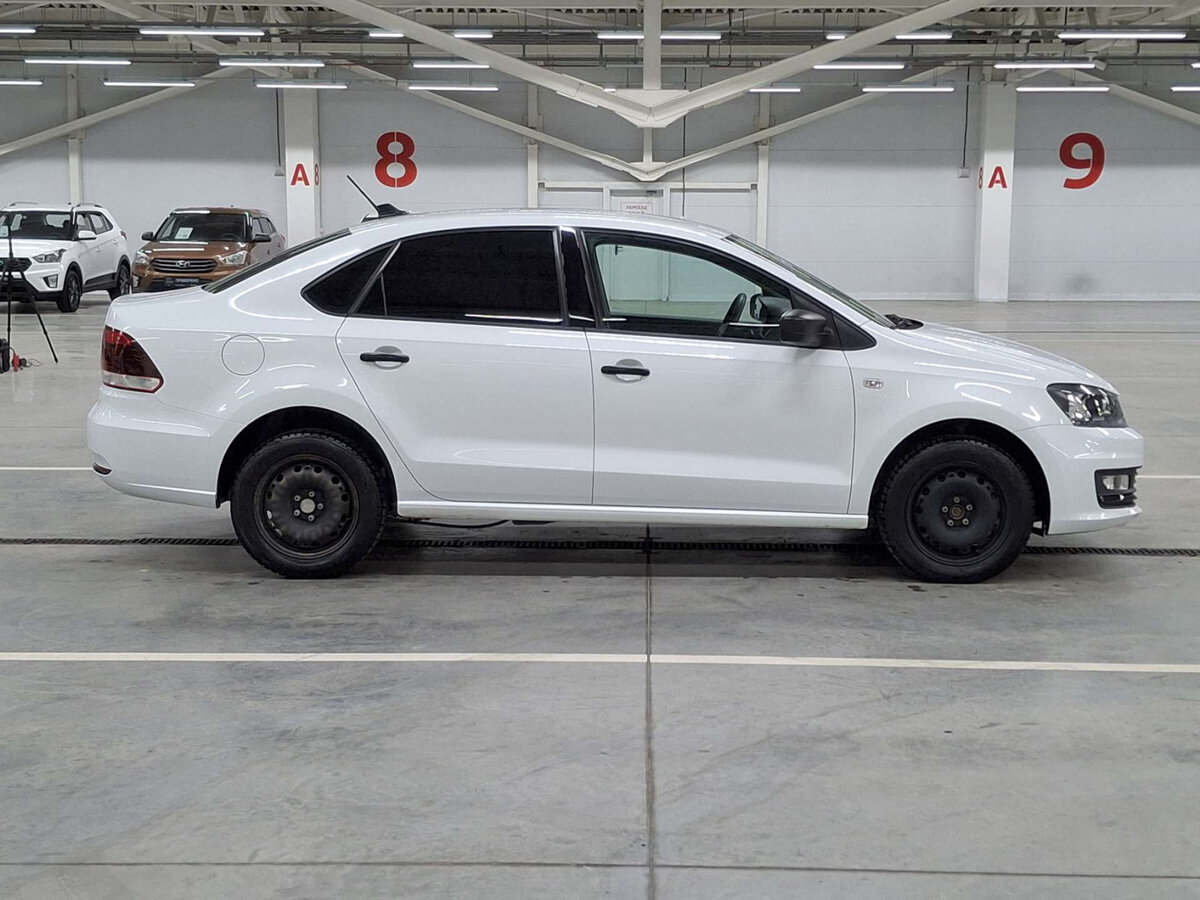 Volkswagen Polo V Рестайлинг, 2019 - фото №4