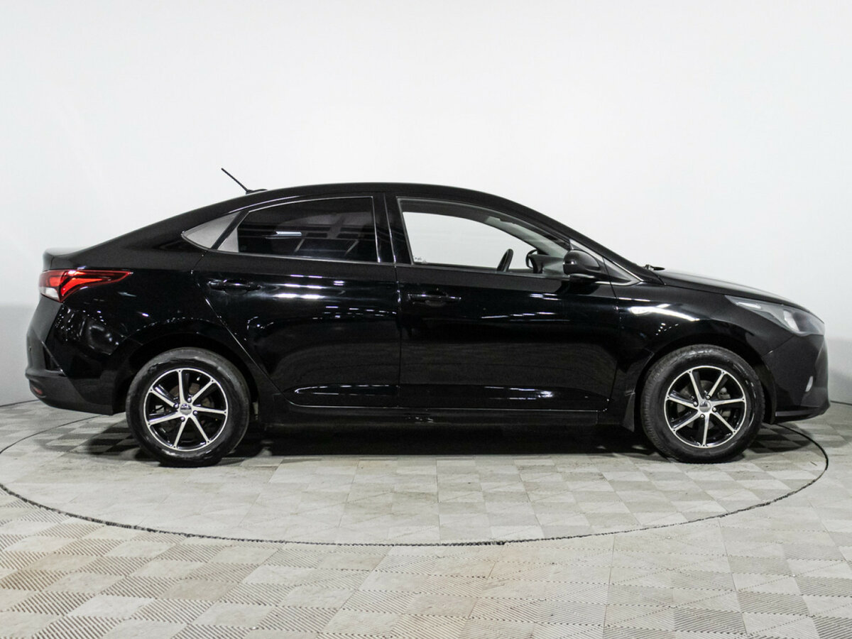 Hyundai Solaris II, 2020 - фото №4