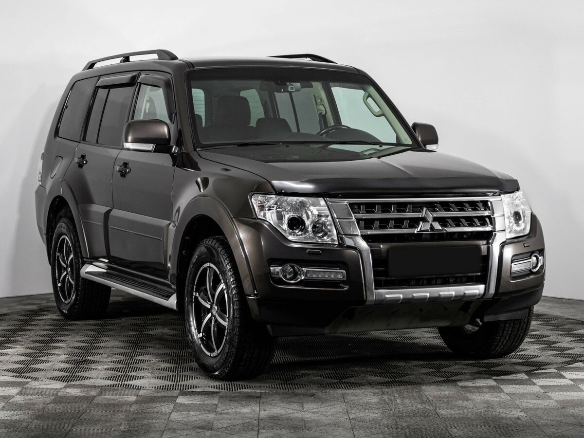 Mitsubishi Pajero IV Рестайлинг 2, 2017 - фото №4