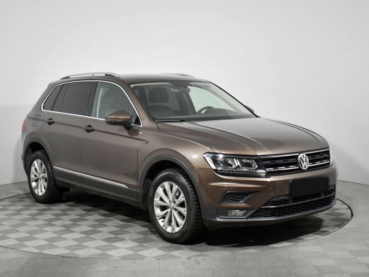 Volkswagen Tiguan II, 2018 - фото №3