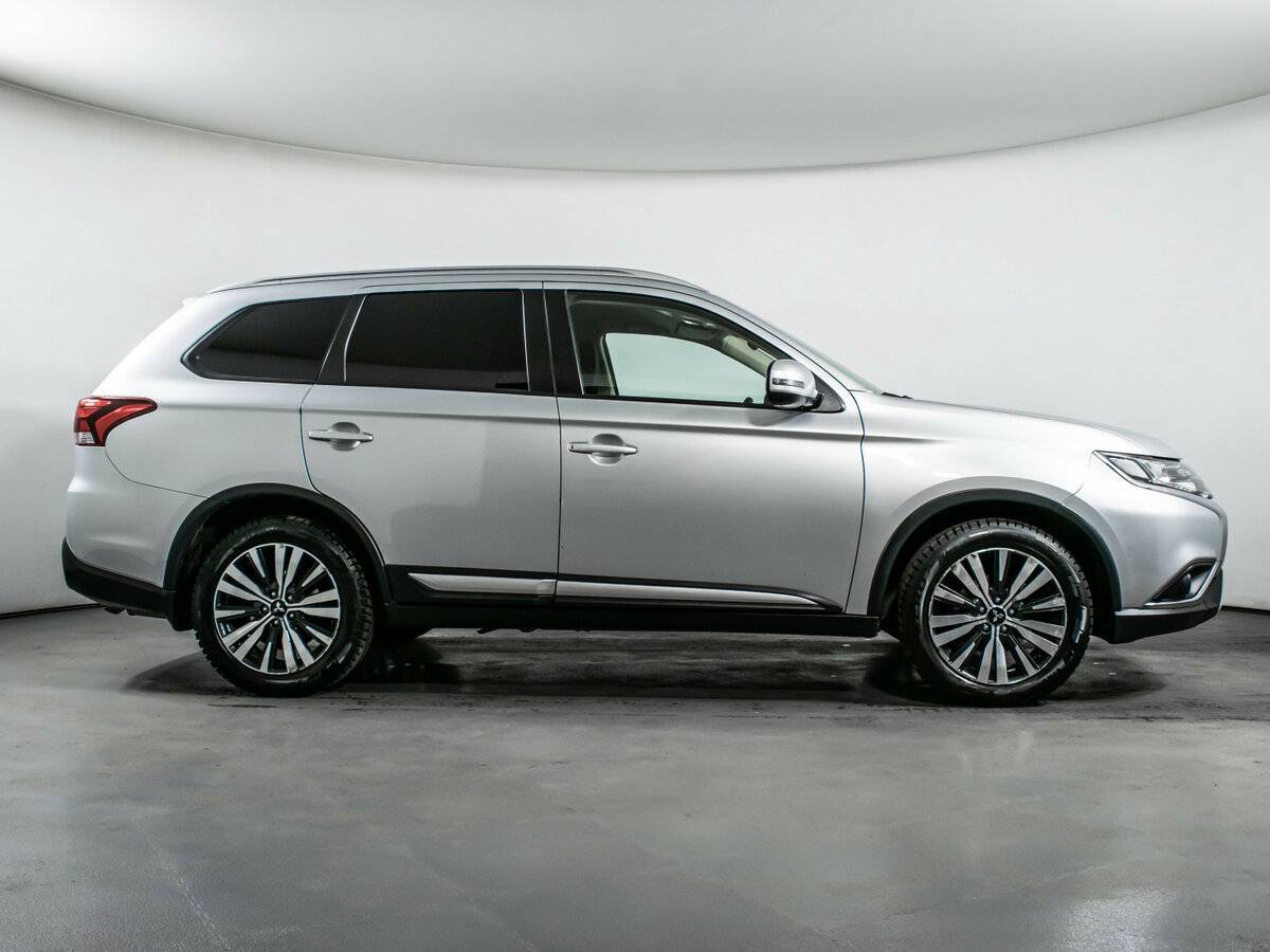 Mitsubishi Outlander III Рестайлинг 3, 2018 - фото №4