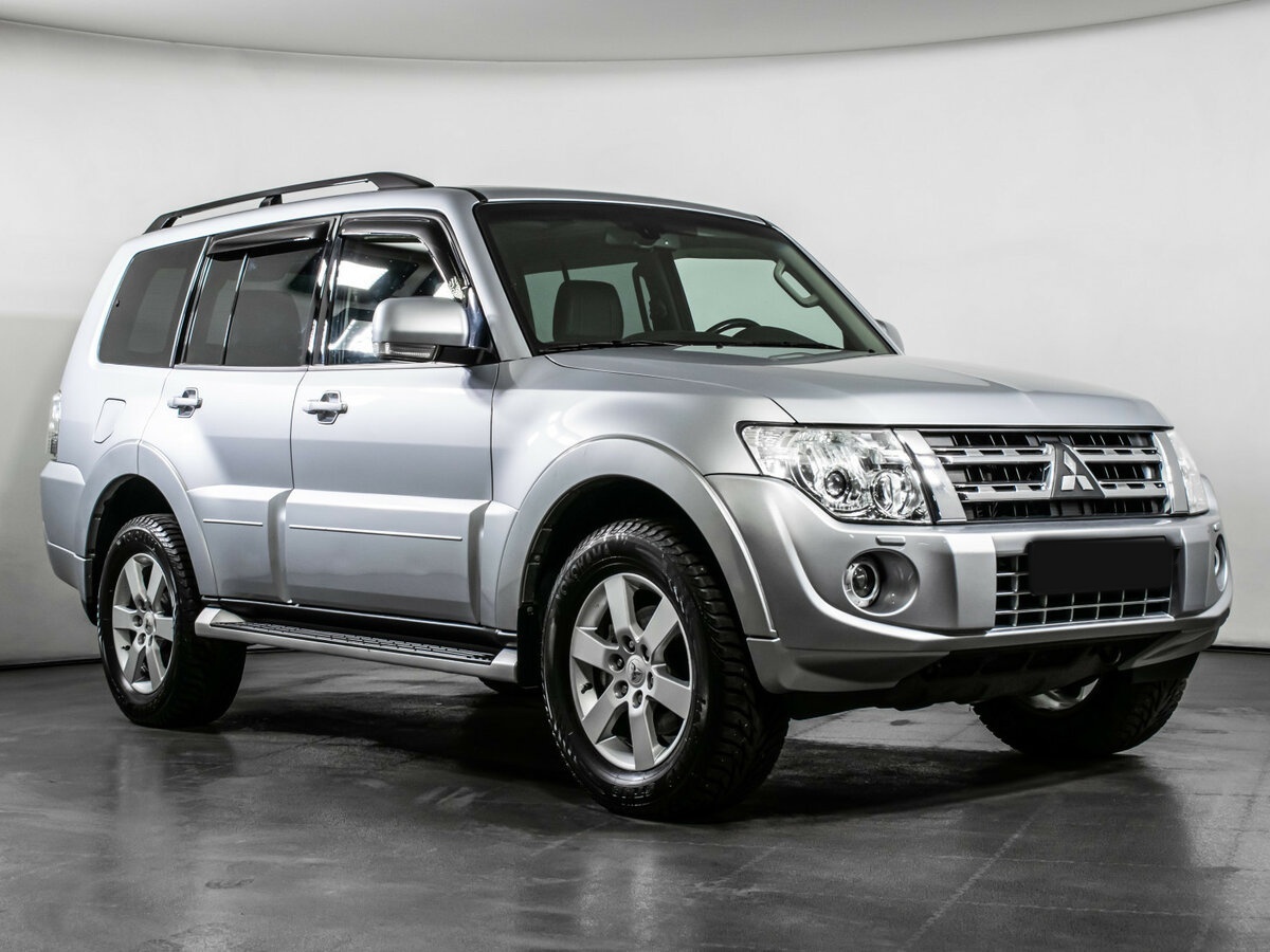 Mitsubishi Pajero IV Рестайлинг 1, 2012 - фото №3