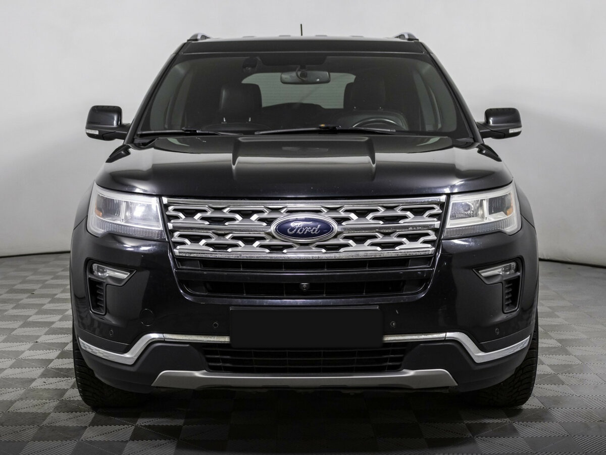 Ford Explorer V Рестайлинг 2, 2018 - фото №2