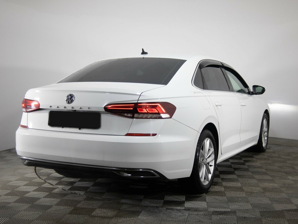 Volkswagen Passat B8 Рестайлинг, 2020 - фото №4