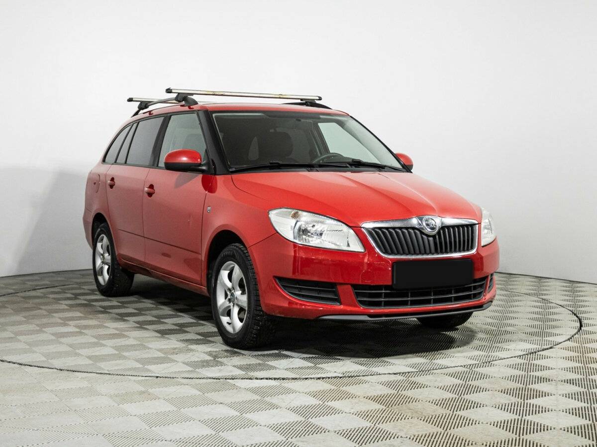 Skoda Fabia II Рестайлинг, 2014 - фото №3
