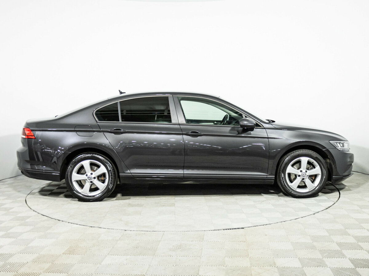 Volkswagen Passat B8 Рестайлинг, 2021 - фото №4