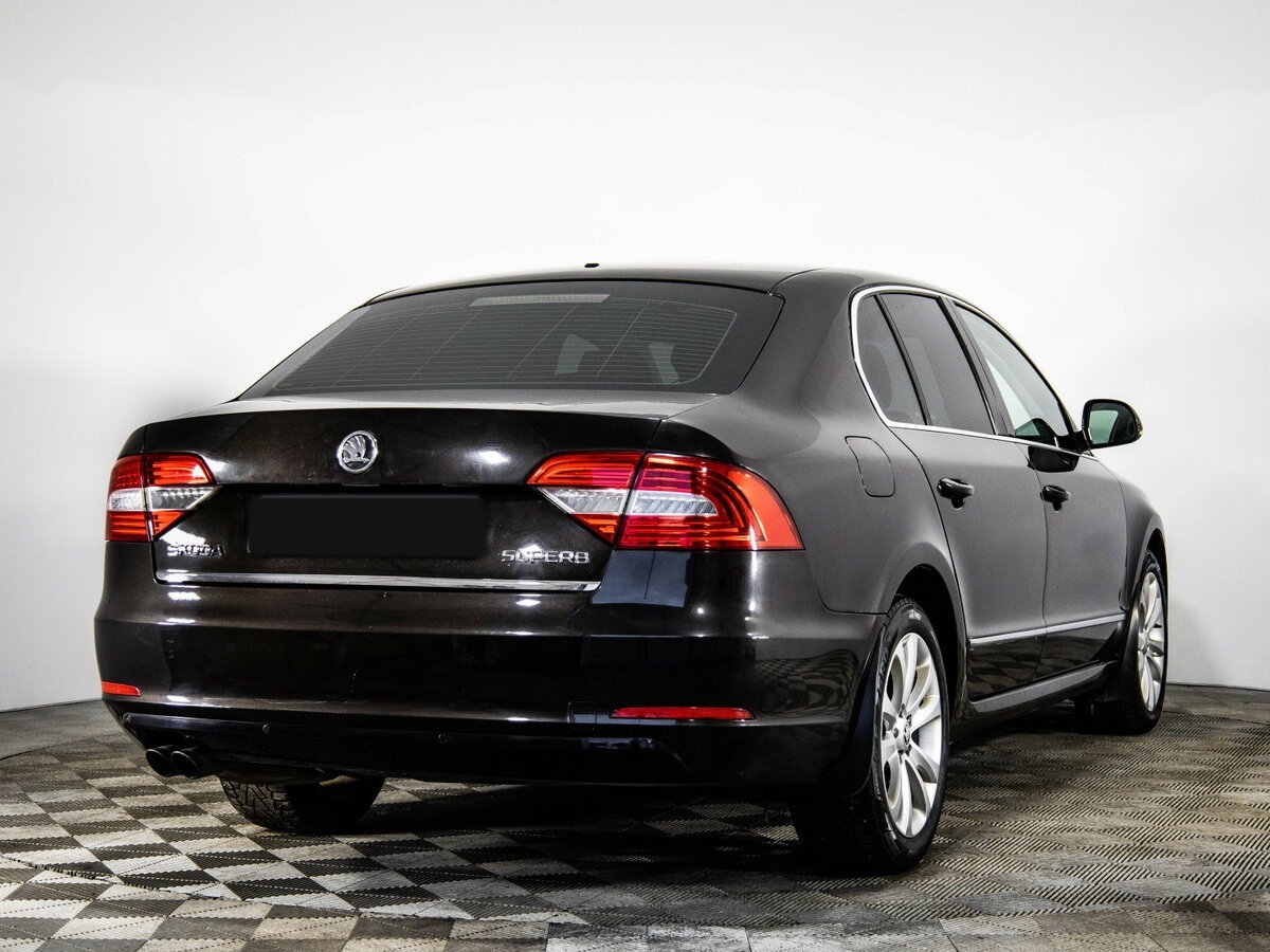 Skoda Superb DSG II Рестайлинг, 2014 - фото №4