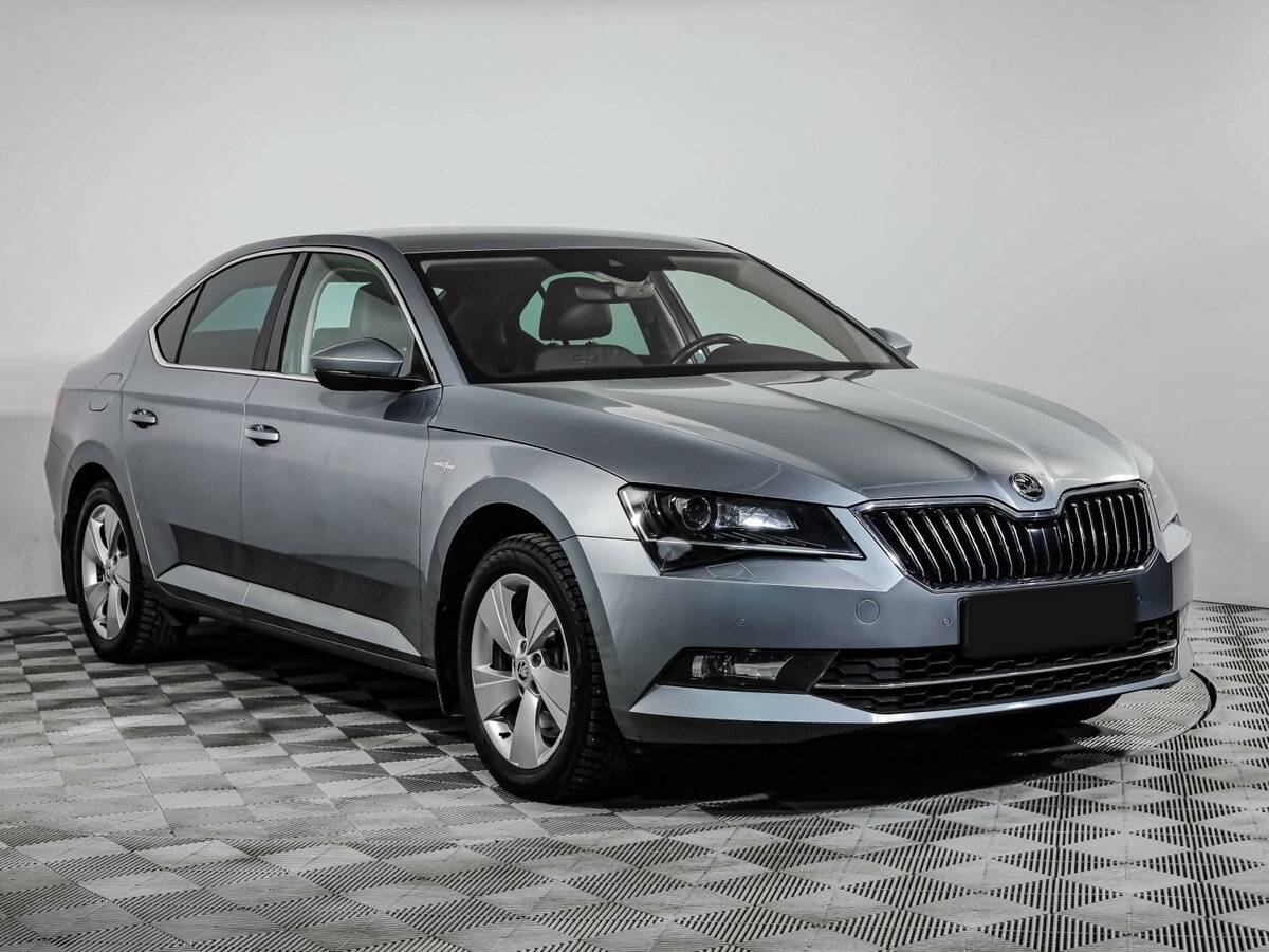 Skoda Superb III, 2016 - фото №3