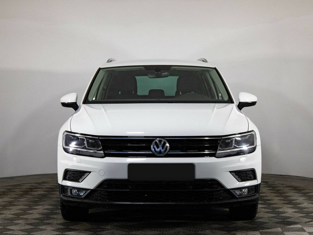 Volkswagen Tiguan II, 2018 - фото №2