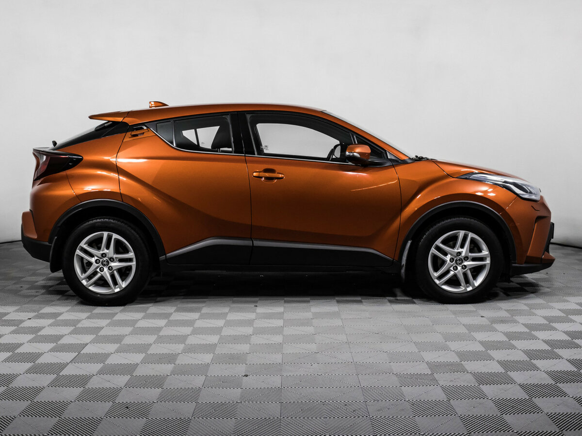 Toyota C-HR I Рестайлинг, 2019 - фото №4