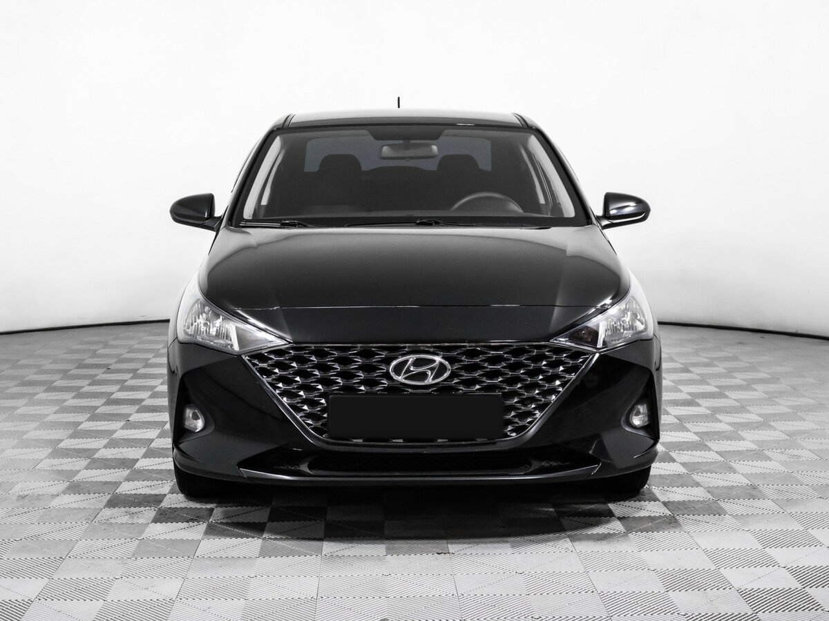 Hyundai Solaris II Рестайлинг, 2021 - фото №2