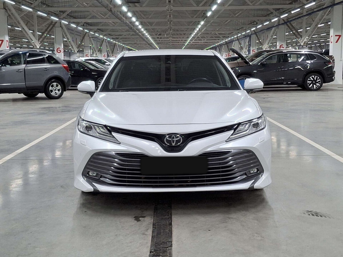 Toyota Camry VIII (XV70), 2020 - фото №2