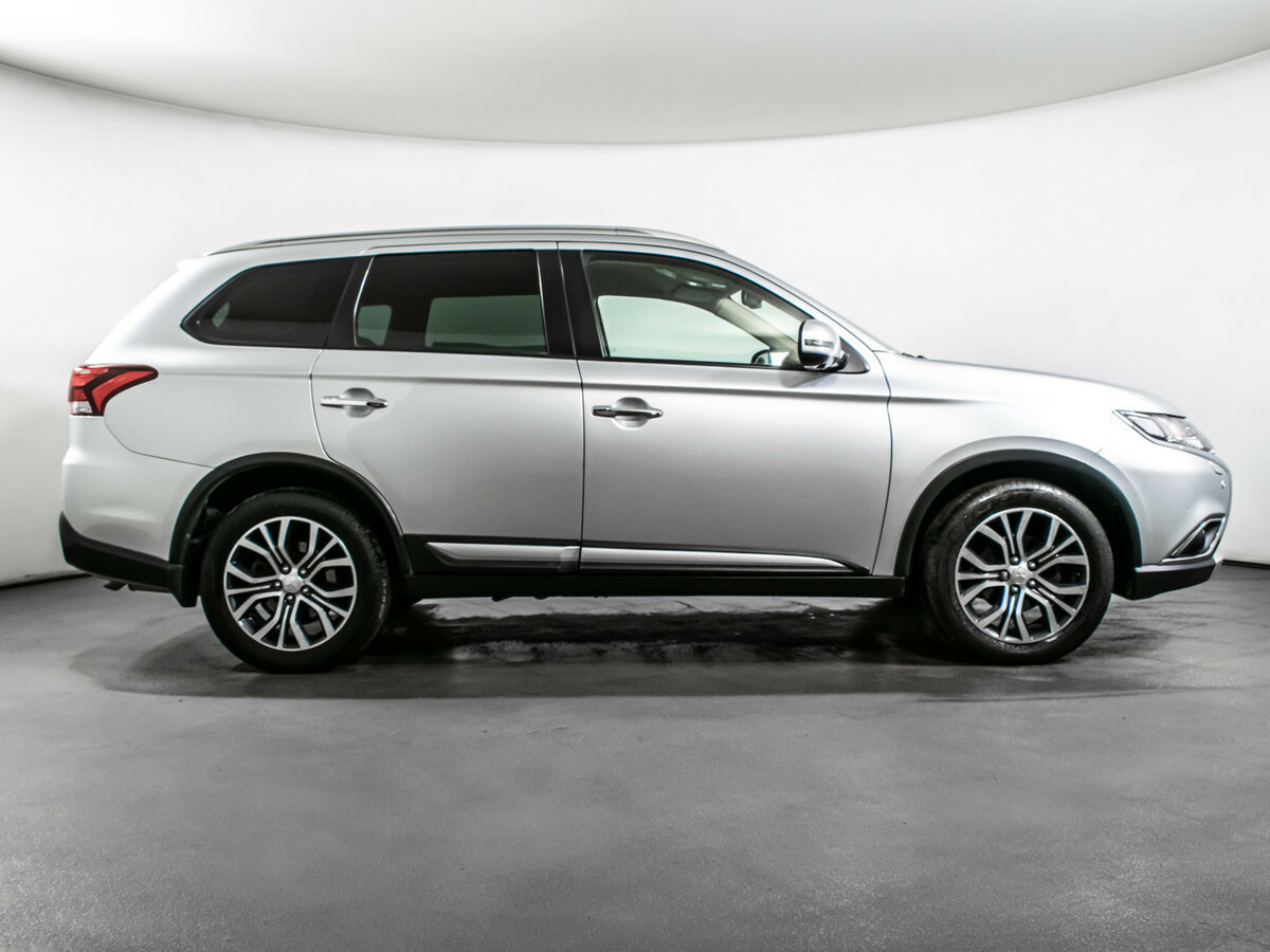 Mitsubishi Outlander III Рестайлинг 2, 2017 - фото №4
