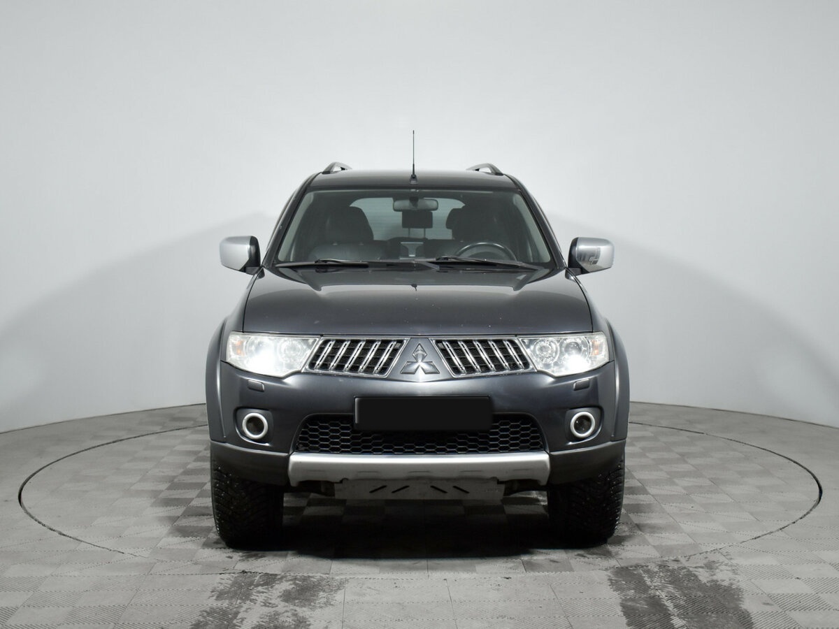 Mitsubishi Pajero Sport II, 2012 - фото №2