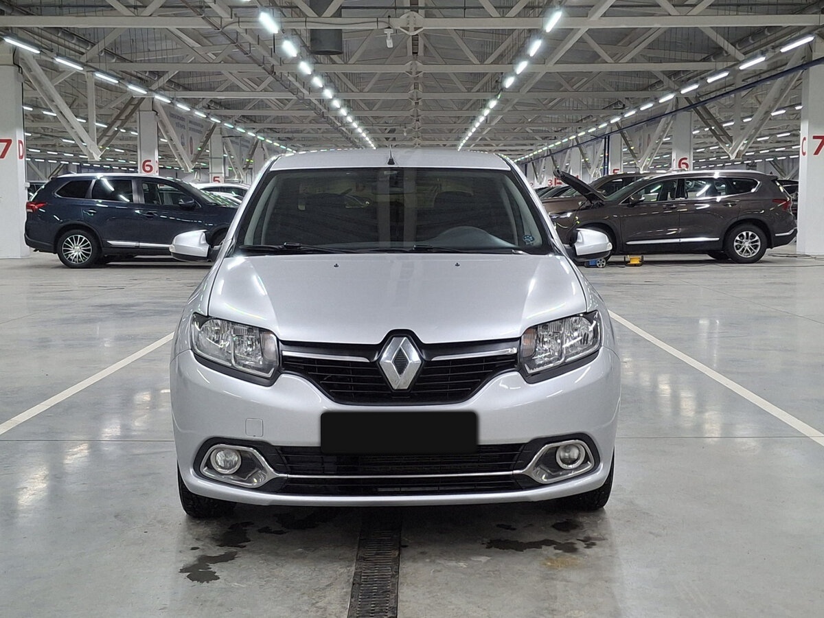 Renault Logan II, 2015 - фото №2