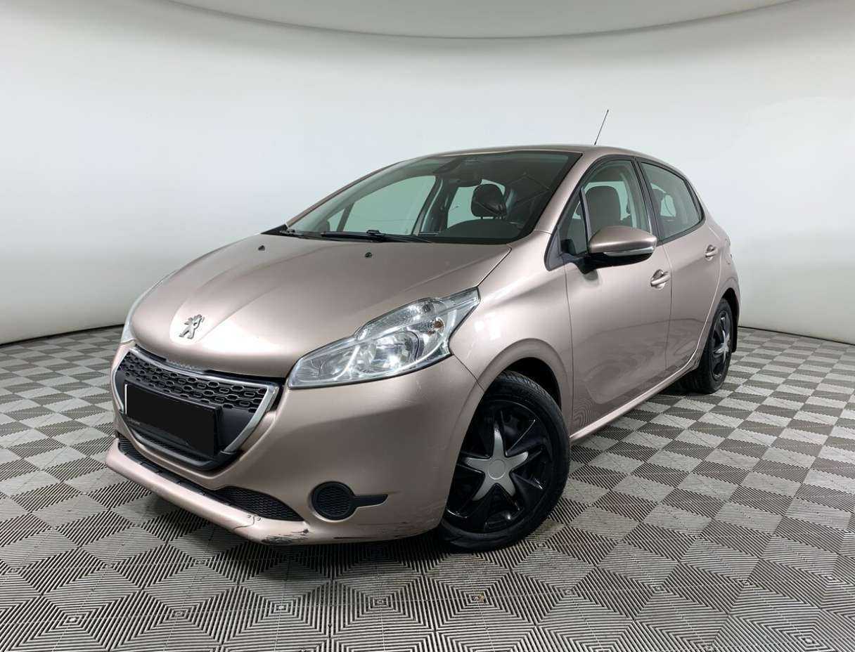 Peugeot 208, 2013