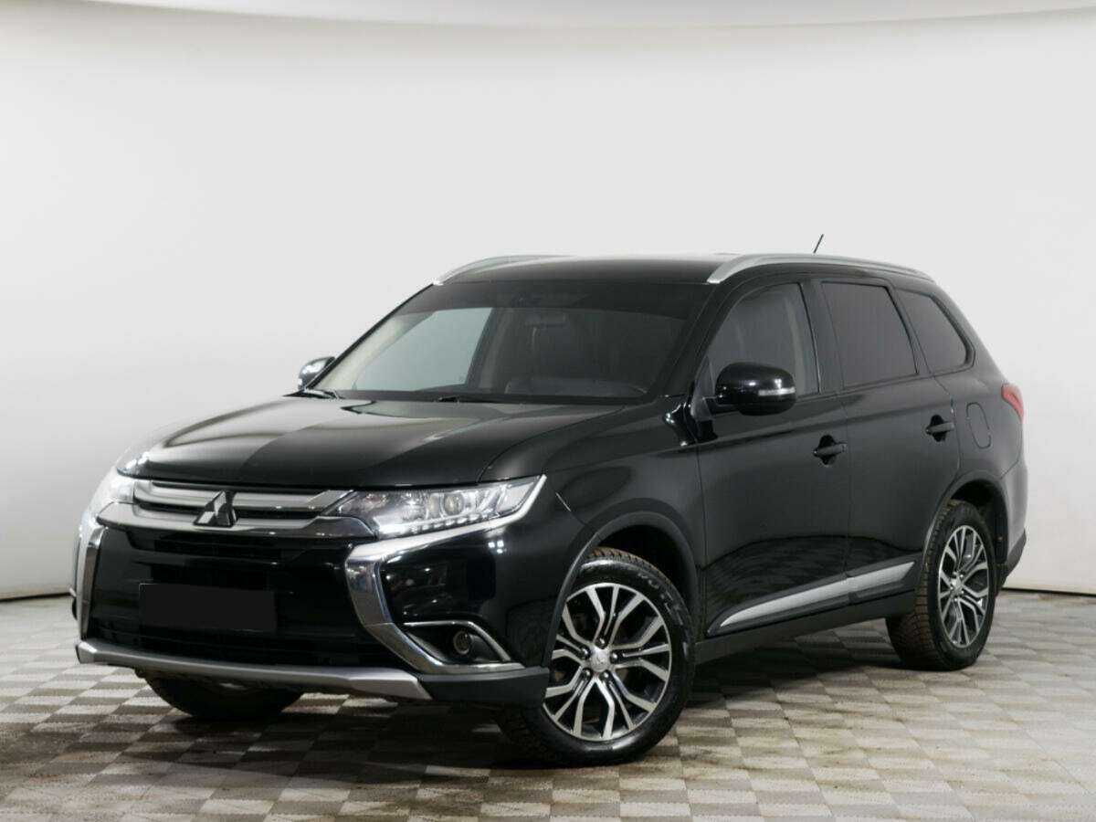 Mitsubishi Outlander, 2016 - фото №1