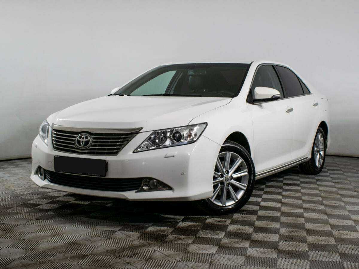Toyota Camry, 2014 - фото №1