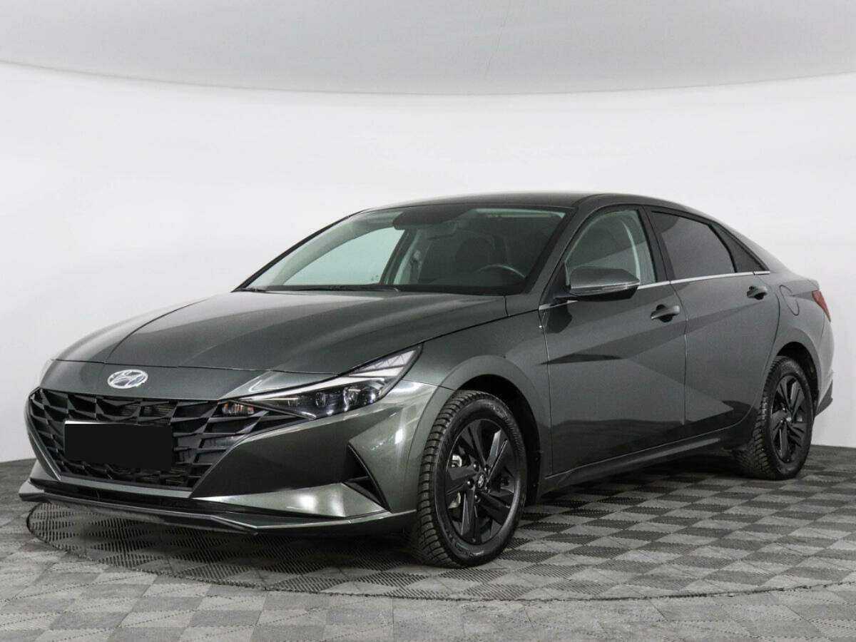 Hyundai Elantra, 2022