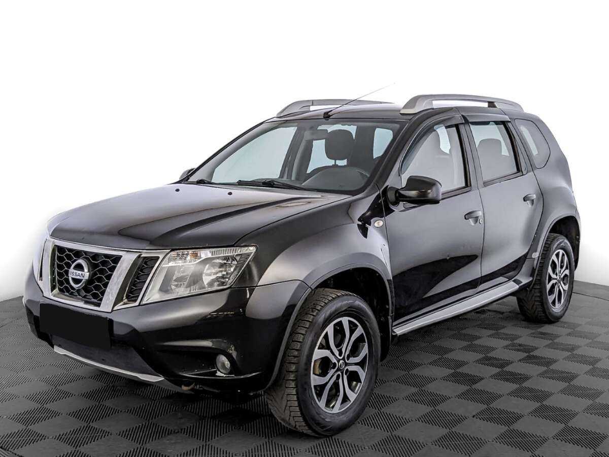 Nissan Terrano, 2015 - фото №1