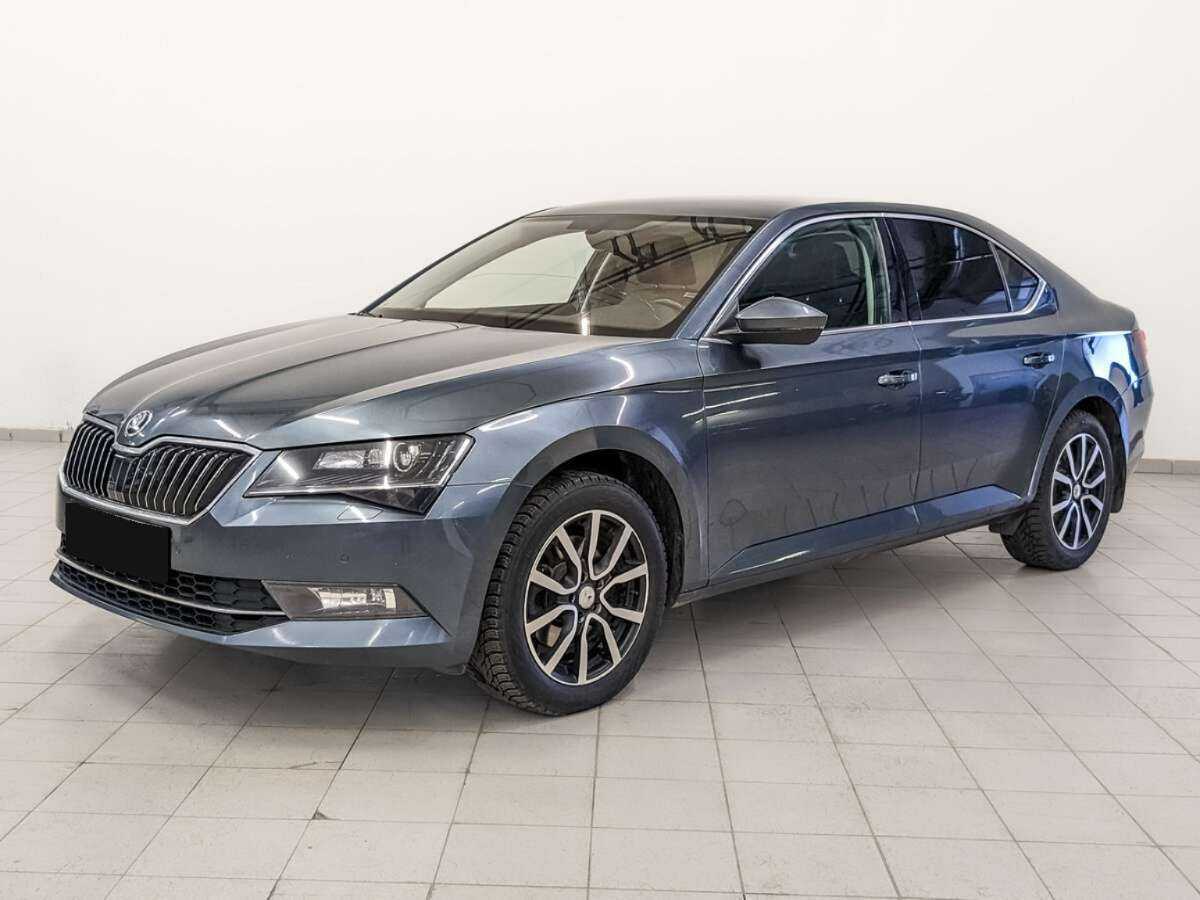 Skoda Superb, 2017 - фото №1