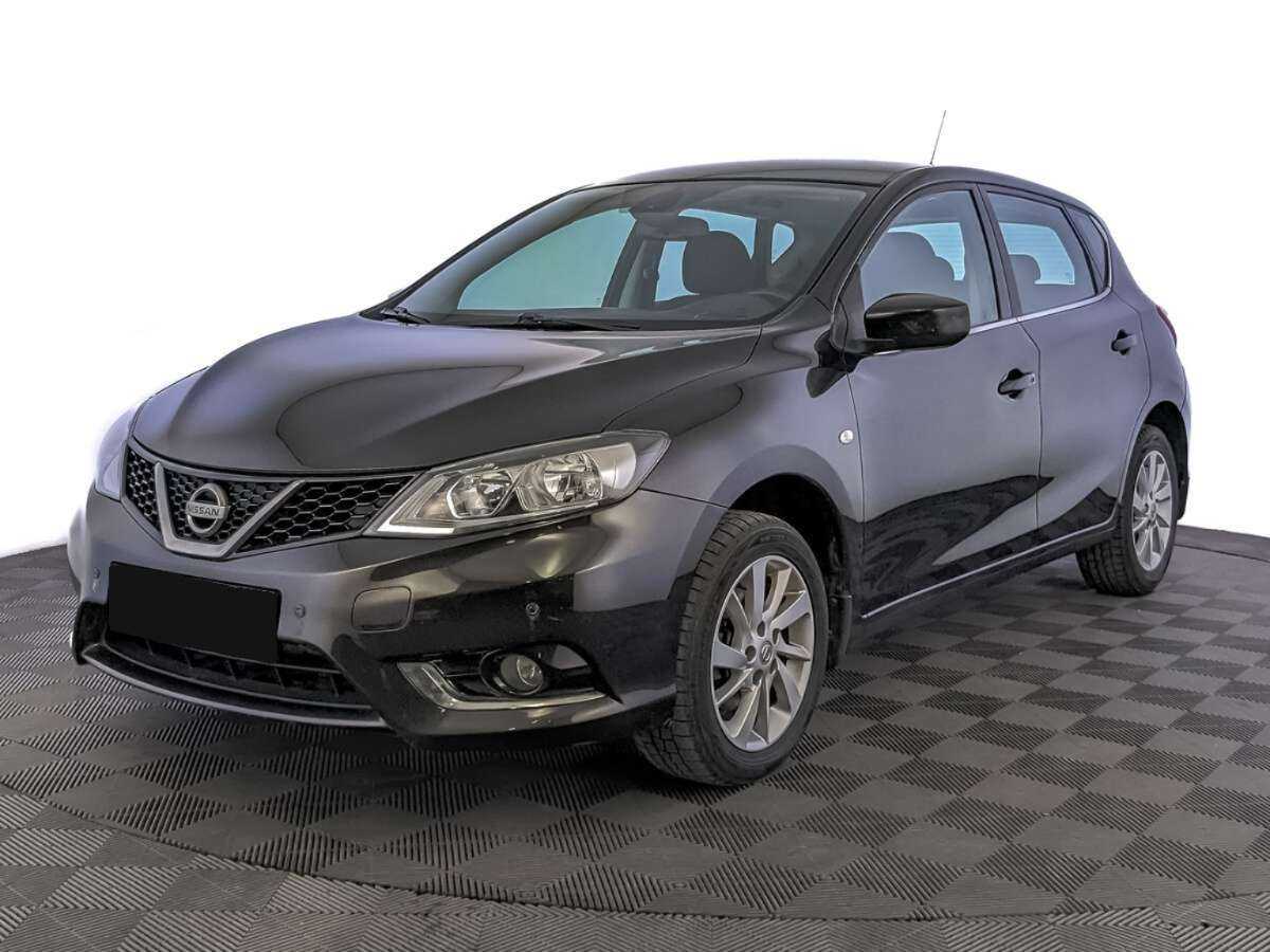 Nissan Tiida, 2015 - фото №1