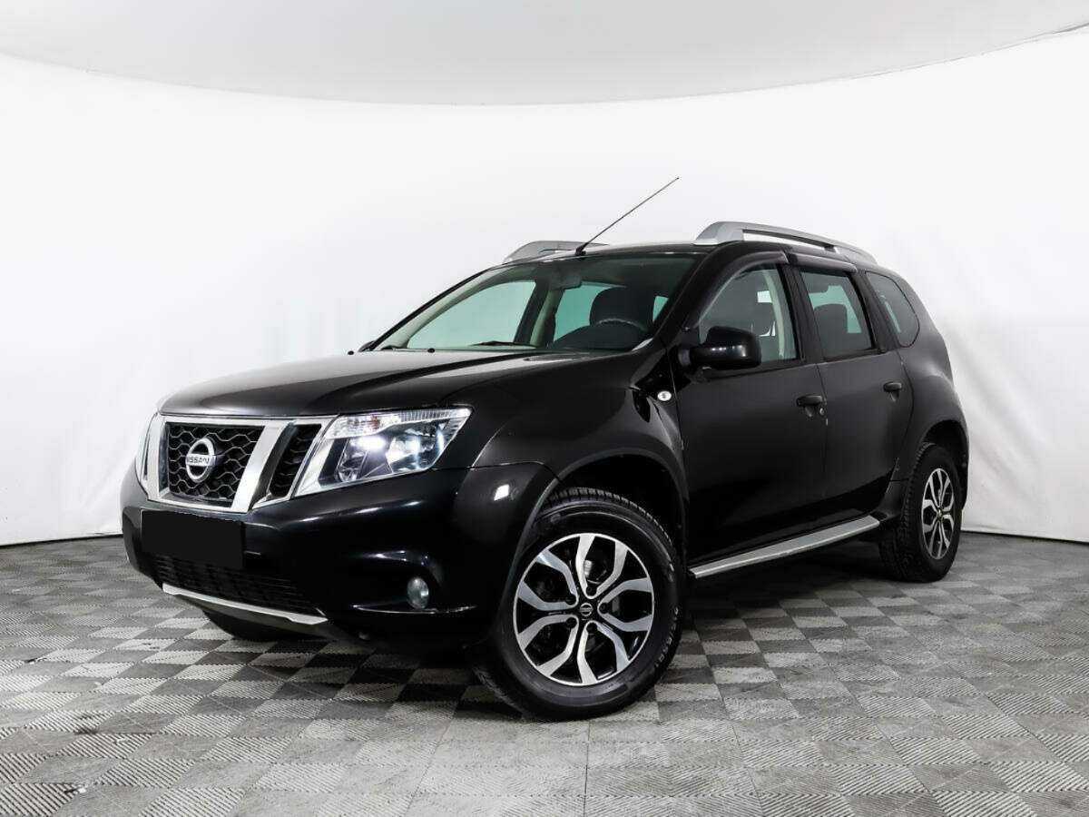Nissan Terrano, 2015 - фото №1